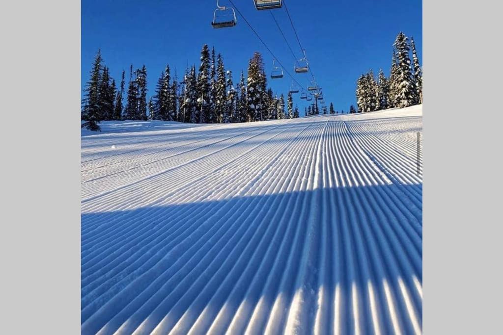 Mountain Edge Ski-In Ski-Out Condo Kimberley Exteriör bild